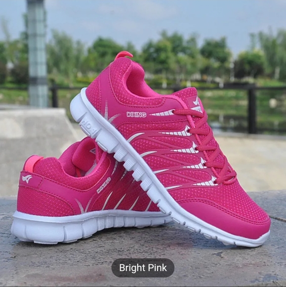 Dixing tennis shoes - Picture 3 of 3